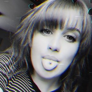 Meet your Posher, Alli